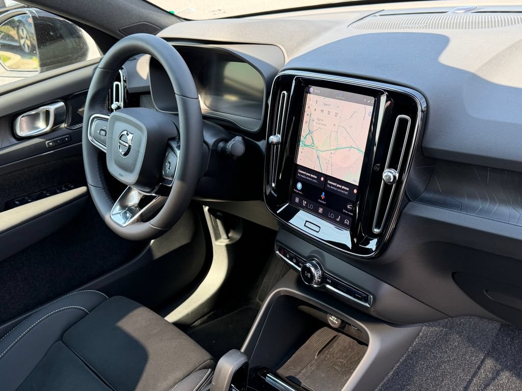 Certified 2023 Volvo C40 P8 Recharge Ultimate AWD/4WD image 13