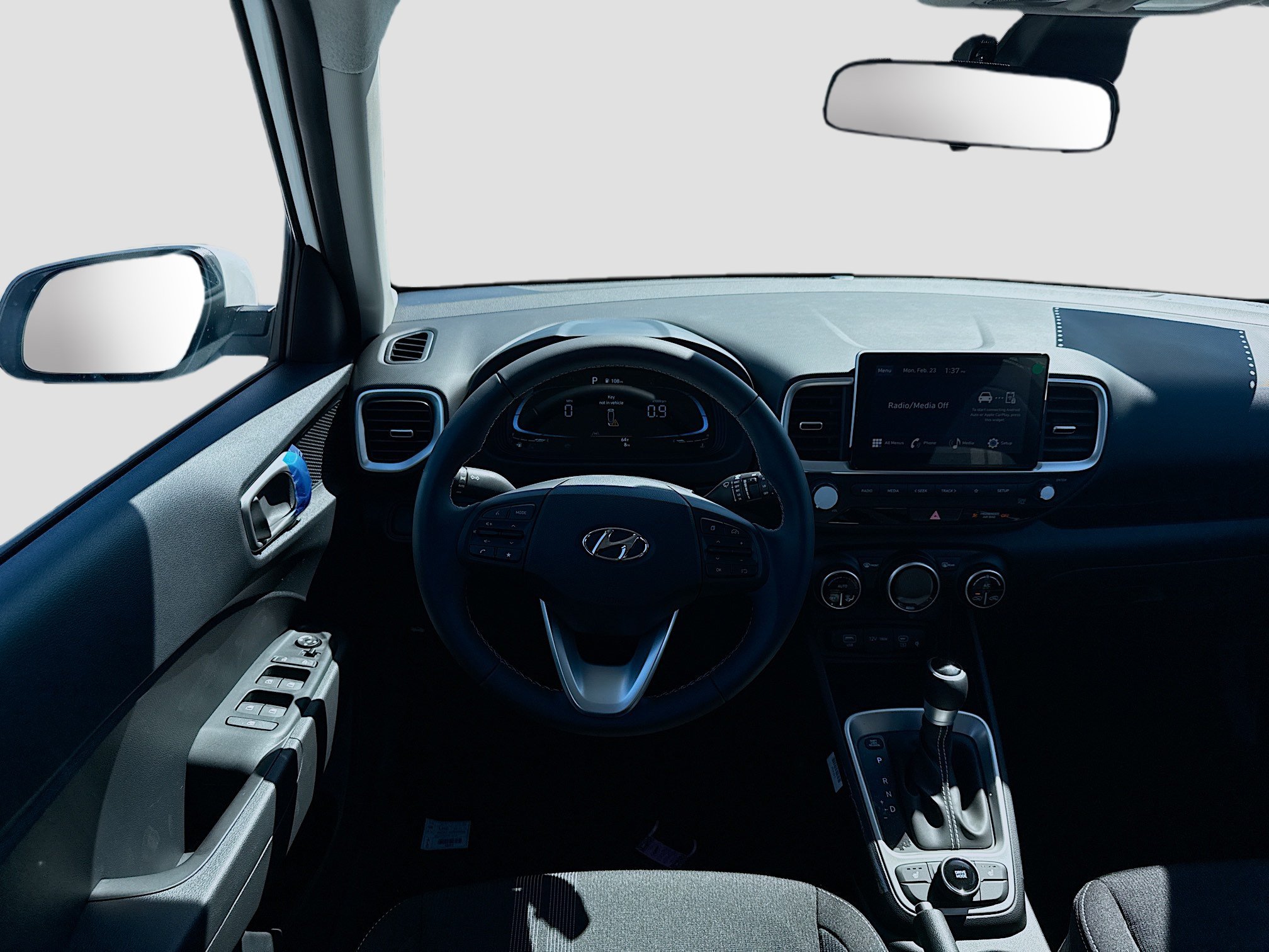 New 2026 Hyundai Venue SEL FWD image 15