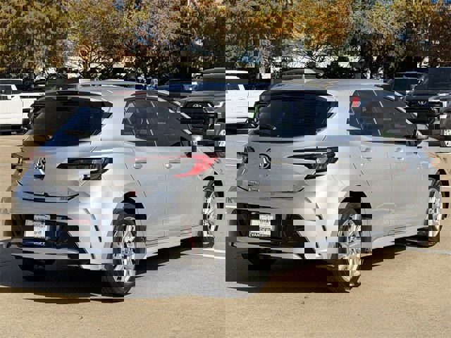 Used 2024 Toyota Corolla SE image 4