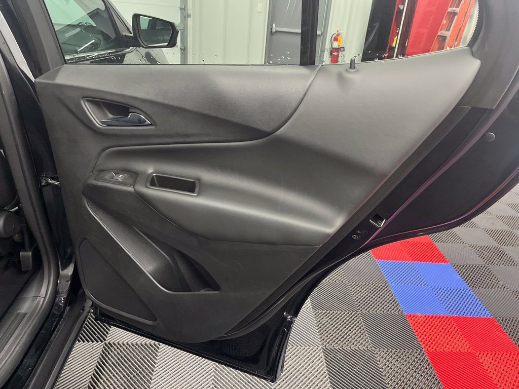 Used 2022 Chevrolet Equinox LT FWD image 15