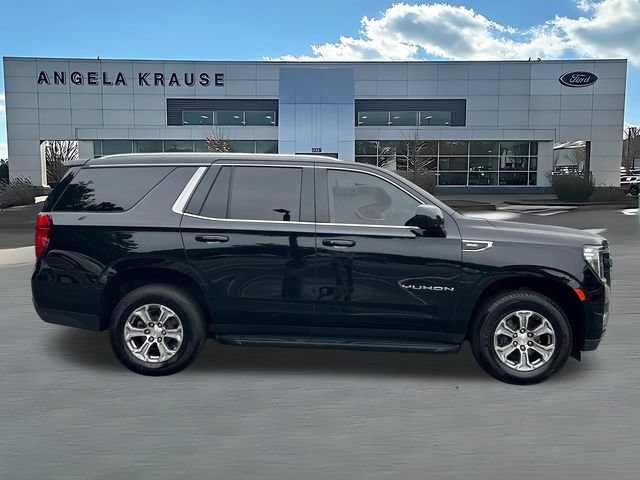 Used 2023 GMC Yukon SLE RWD image 10