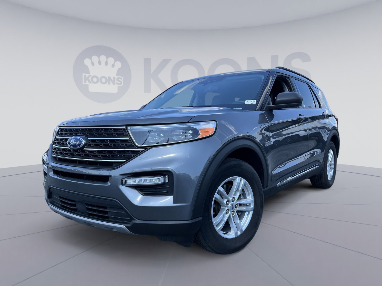 Used 2024 Ford Explorer XLT w/ Equipment Group 202A