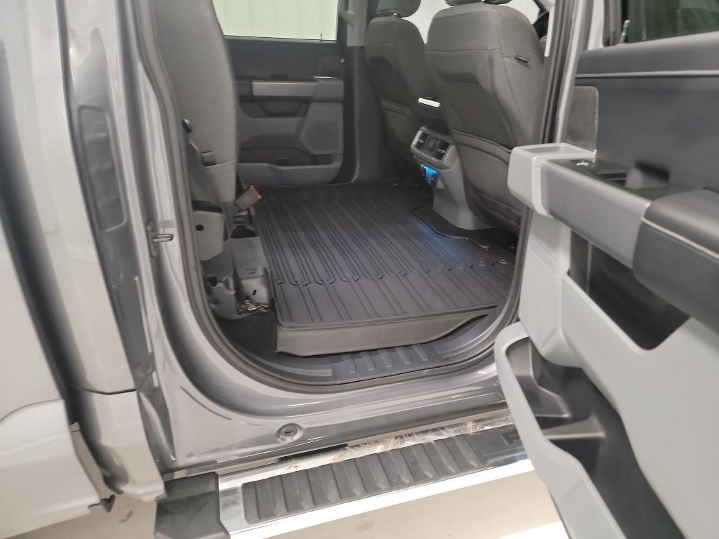 Used 2024 Ford F150 XLT w/ Equipment Group 302A MID image 10