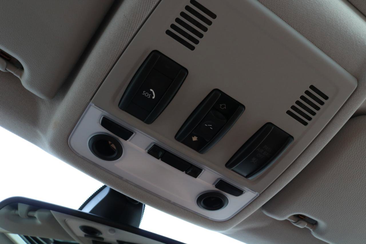 Used 2012 BMW 328i xDrive Coupe image 25