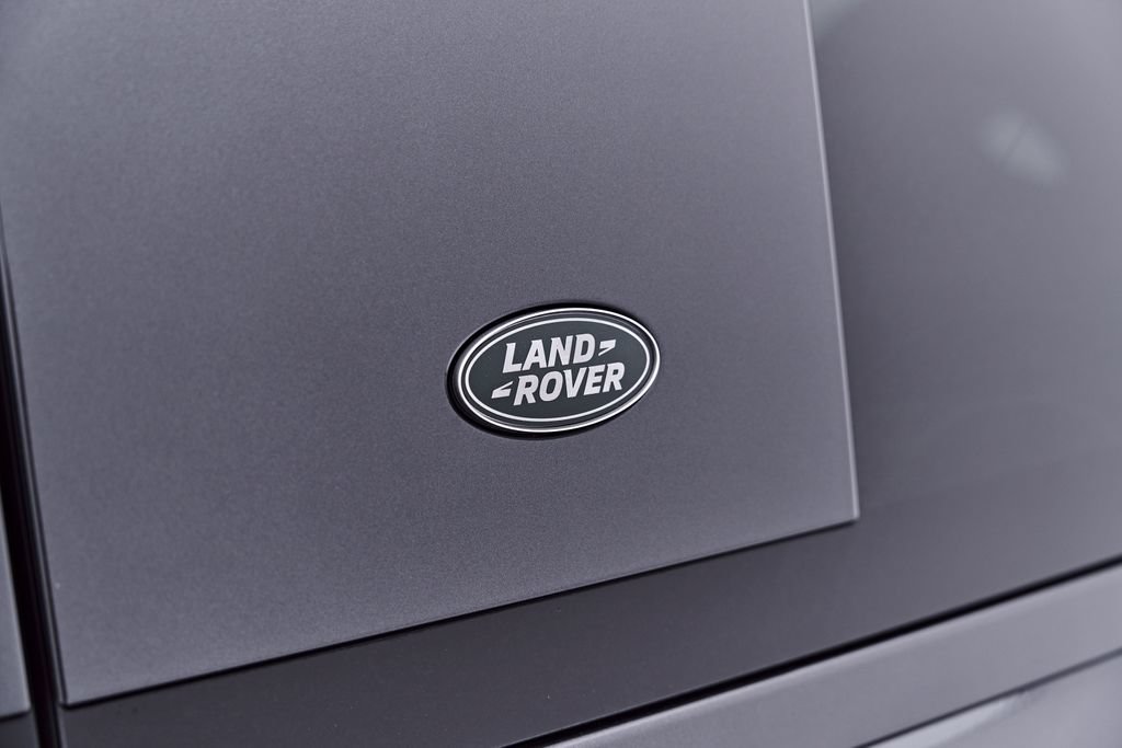 Used 2023 Land Rover Defender 110 X AWD/4WD image 25