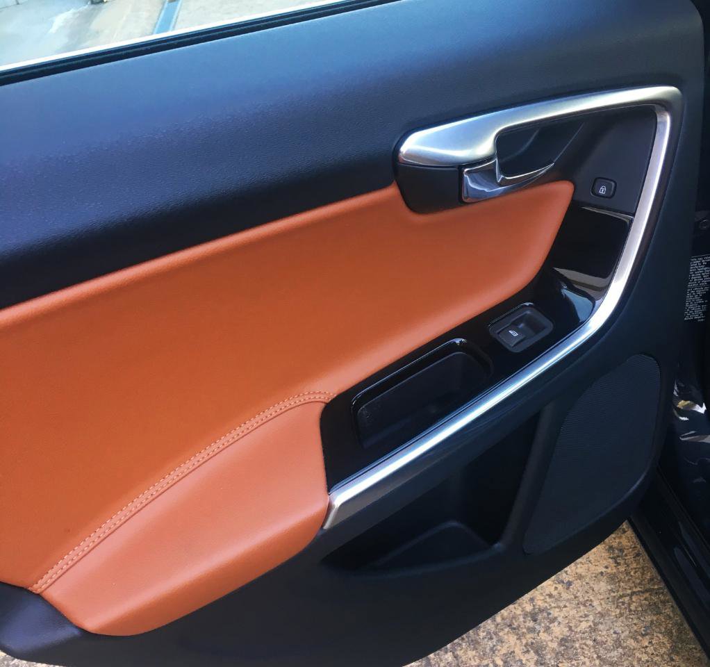 Used 2015 Volvo S60 T5 Platinum image 12