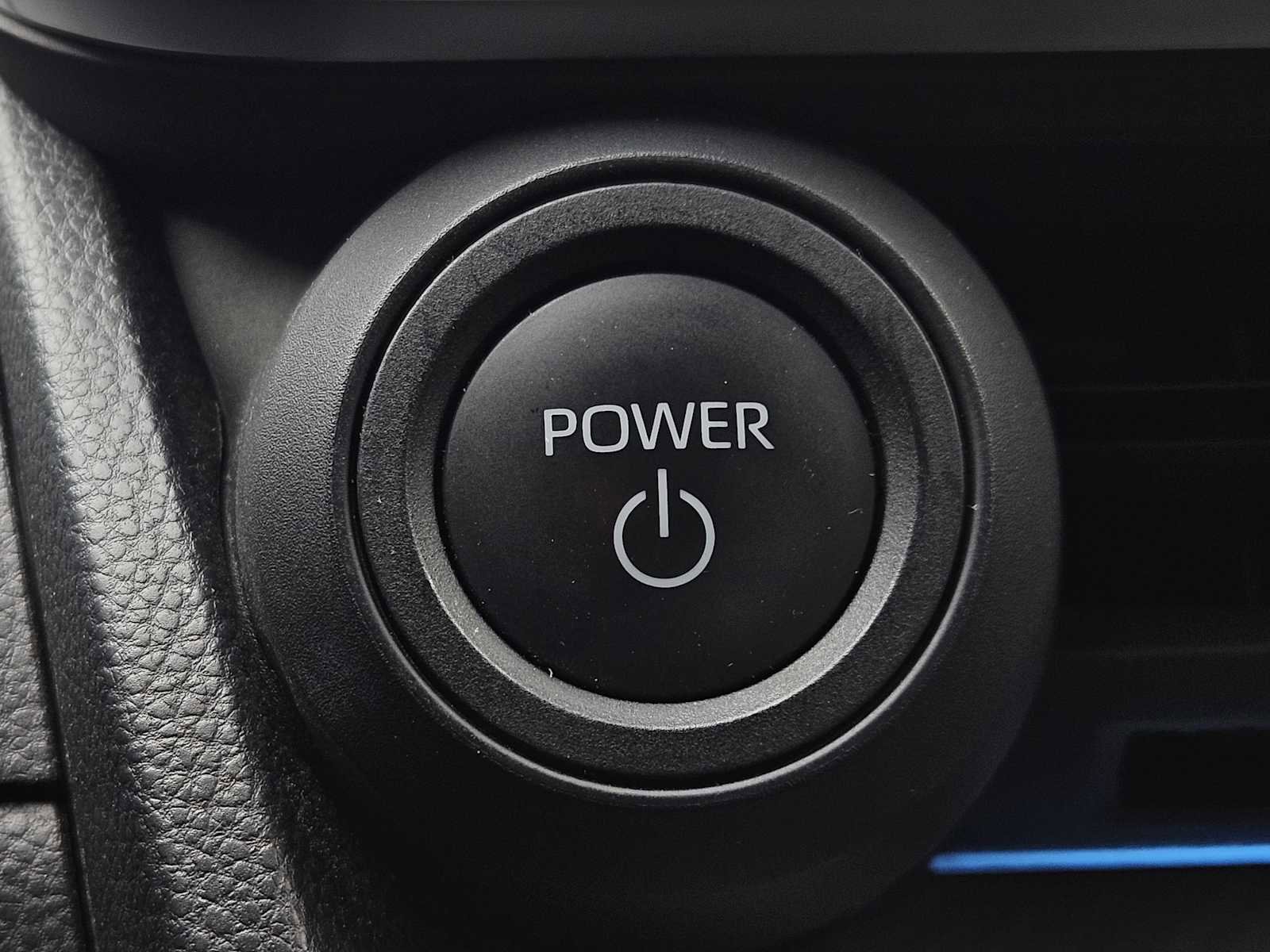 Used 2024 Toyota Prius XLE image 21