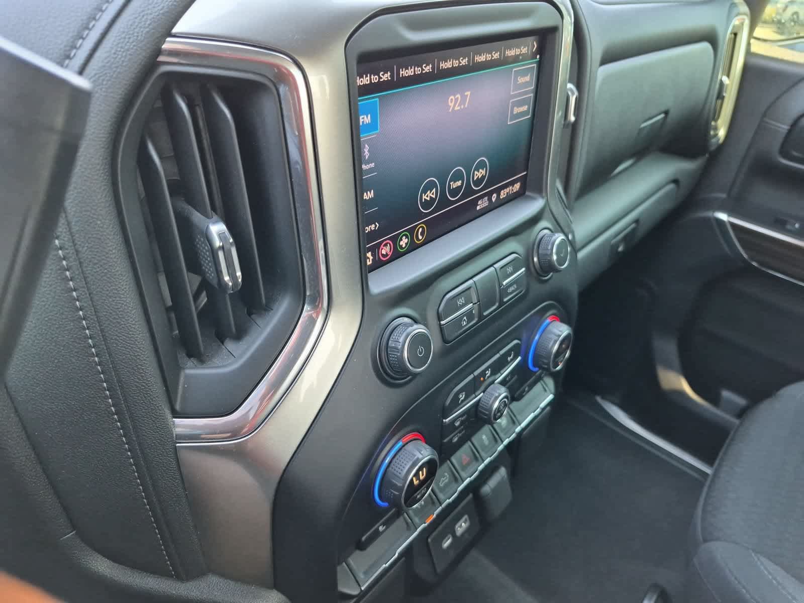 Used 2020 Chevrolet Silverado 1500 LT w/ All-Star Edition AWD/4WD image 27