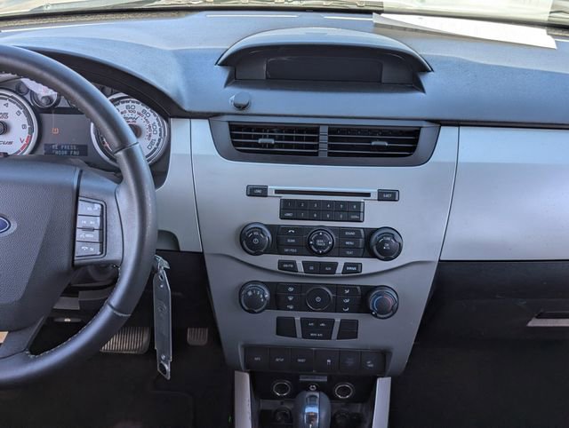 Used 2010 Ford Focus SES image 16