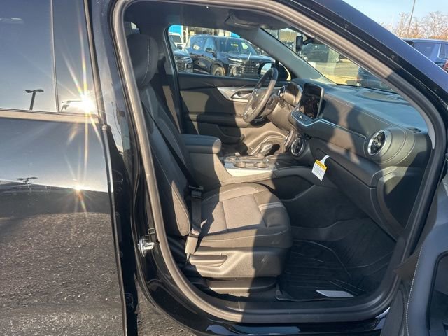 New 2026 Chevrolet Blazer LT w/ Convenience Package image 31