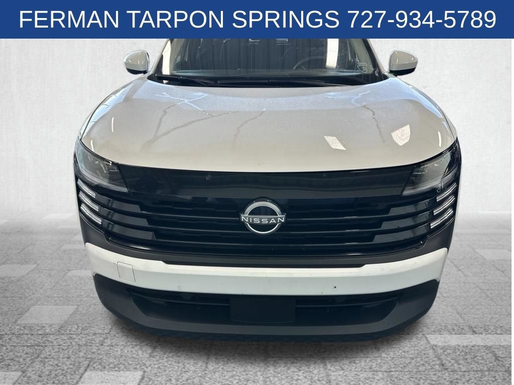 Used 2025 Nissan Kicks SV FWD image 9