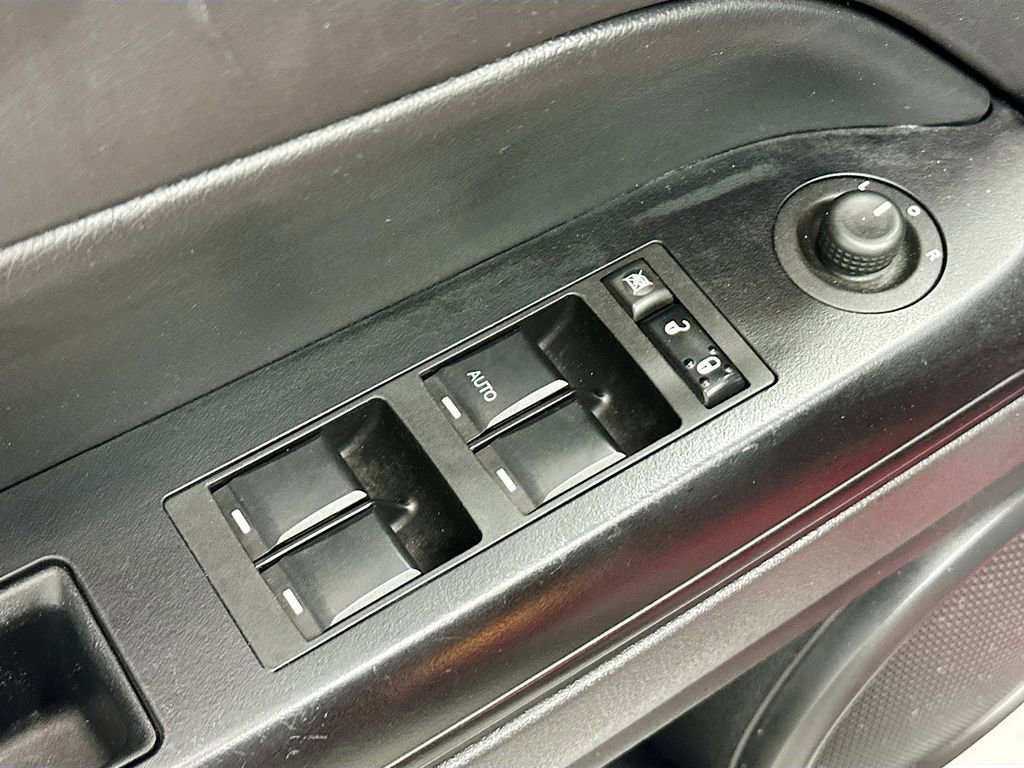 Used 2015 Jeep Patriot Sport w/ Power Value Group FWD image 16