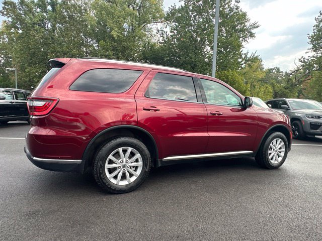 Used 2023 Dodge Durango SXT AWD/4WD image 16
