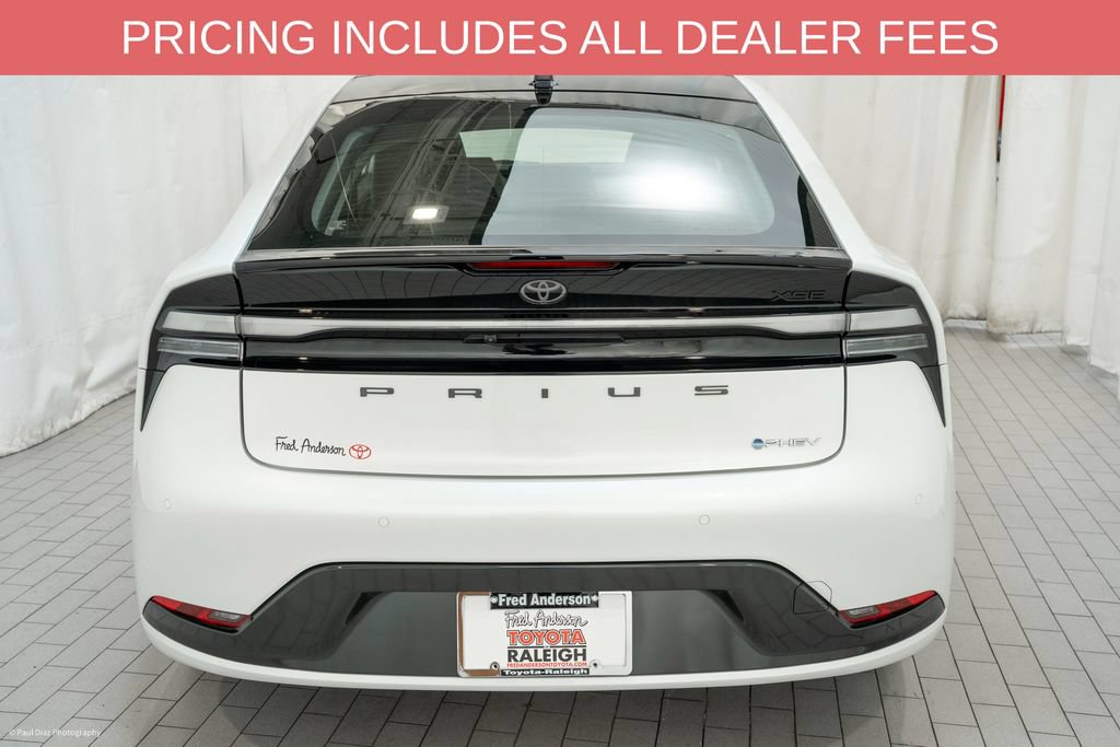 Certified 2026 Toyota Prius Plug-In Hybrid FWD image 4