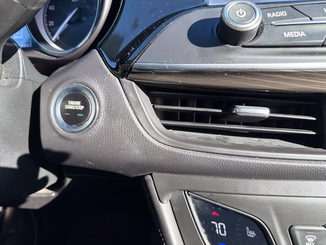 Used 2020 Buick Envision Essence FWD image 51