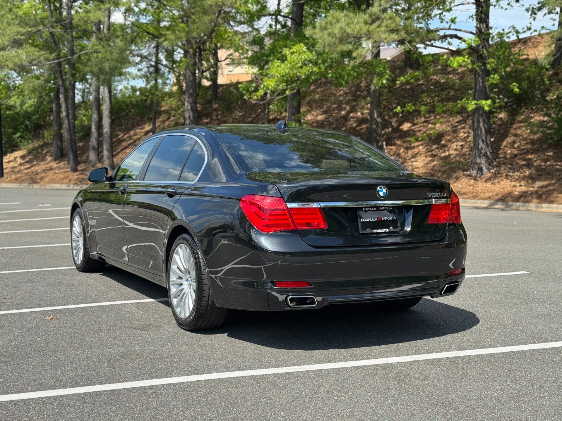 Used 2012 BMW 750Li image 8
