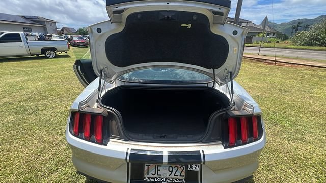 Used 2016 Ford Mustang Premium w/ Equipment Group 201A RWD image 10