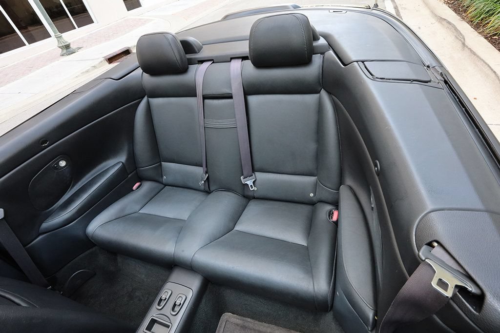 Used 2004 Volvo C70 HT FWD image 28