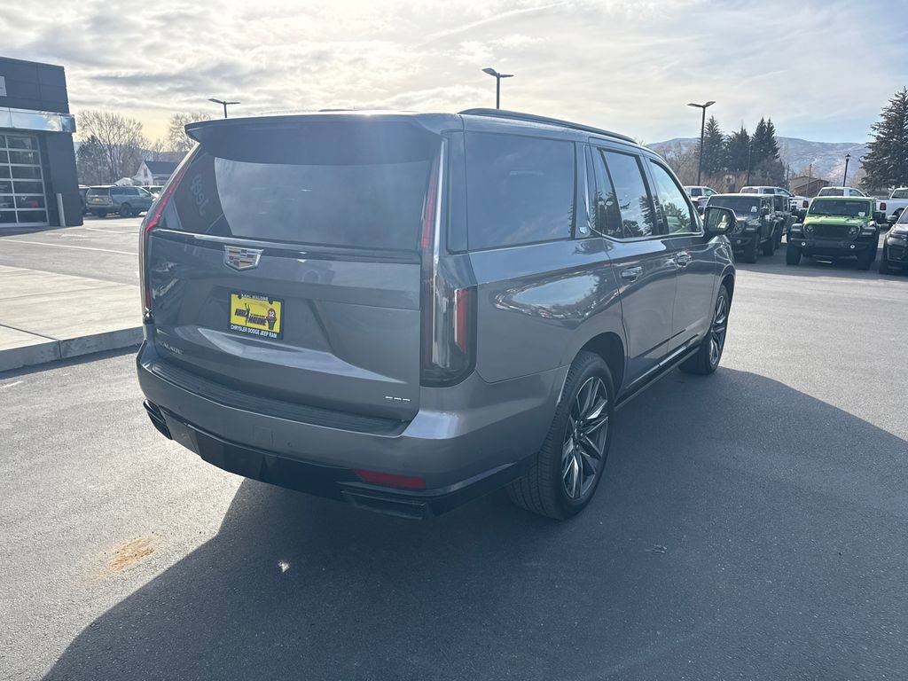 Used 2022 Cadillac Escalade Sport Platinum w/ Heavy-Duty Trailer Package image 2