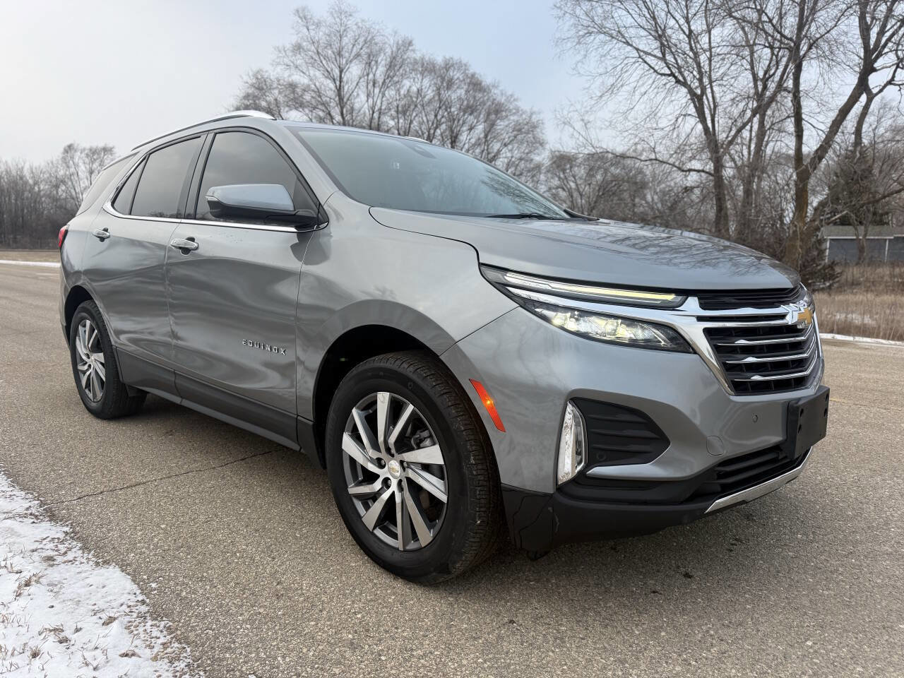 Used 2023 Chevrolet Equinox Premier image 4