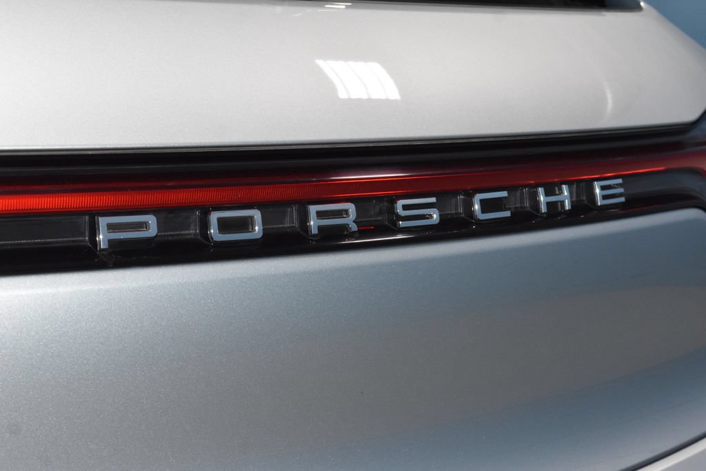 Certified 2026 Porsche Macan AWD/4WD image 31