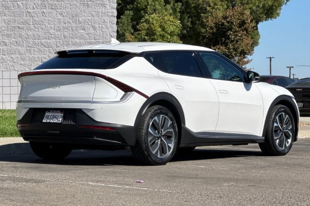Certified 2023 Kia EV6 Light RWD image 5