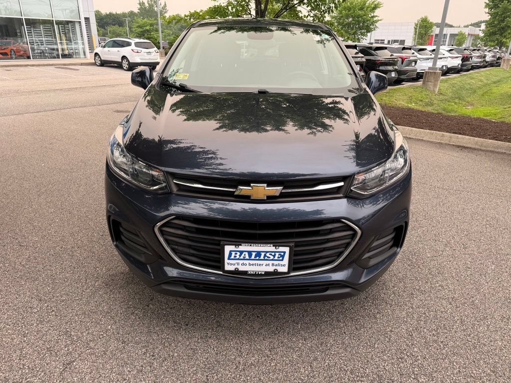 Used 2019 Chevrolet Trax LS w/ Tint and Cruise Package AWD/4WD image 8