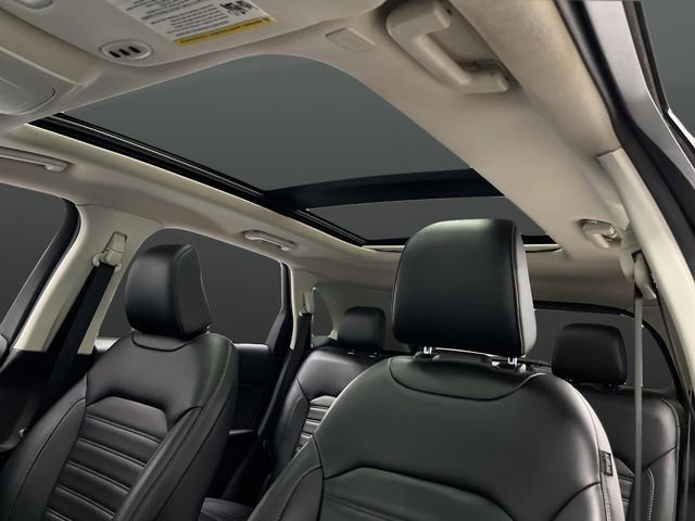 Used 2023 Ford Edge SEL w/ Convenience Package image 7