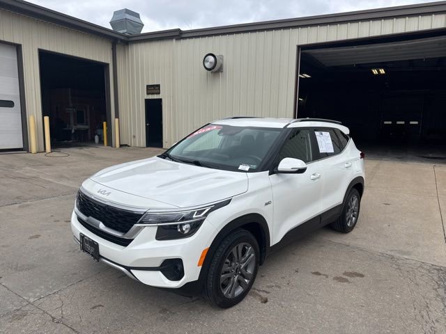 Used 2023 Kia Seltos S image 1
