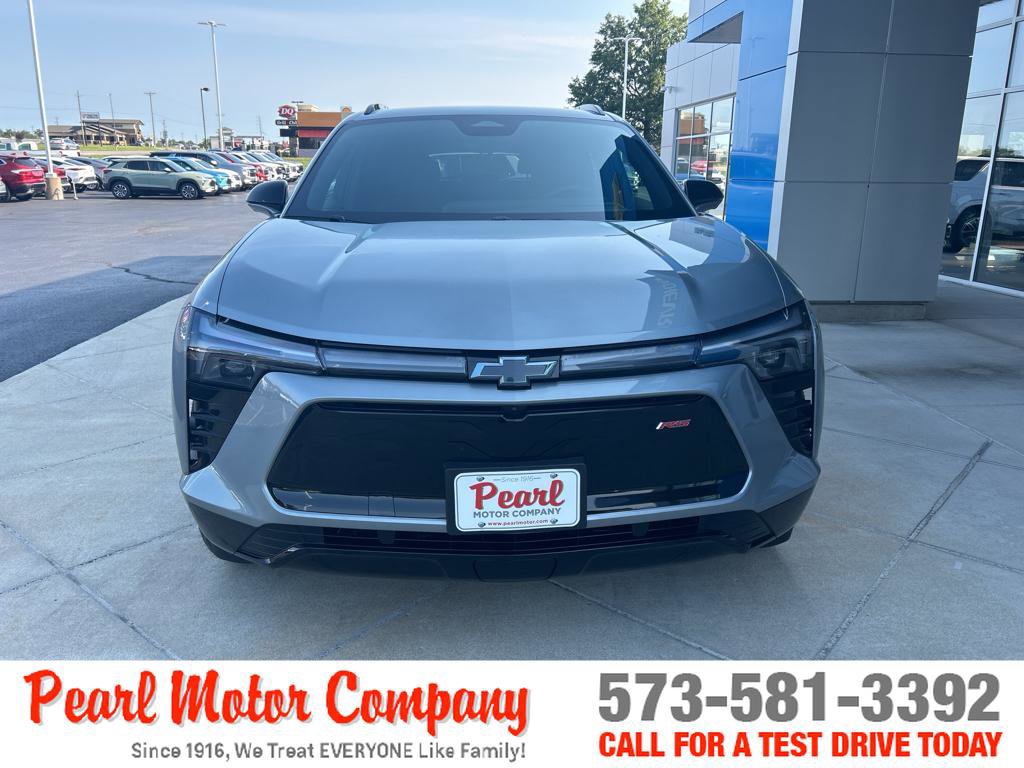 New 2024 Chevrolet Blazer EV RS image 2