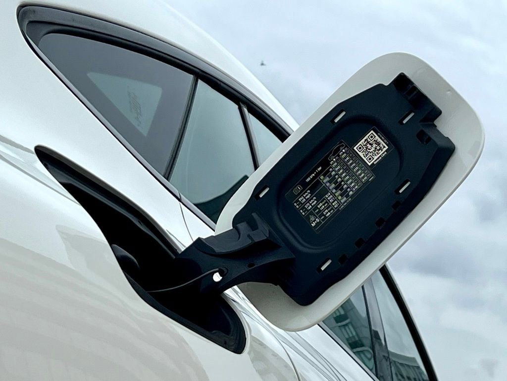 Certified 2023 Mercedes-Benz AMG GT 43 image 12