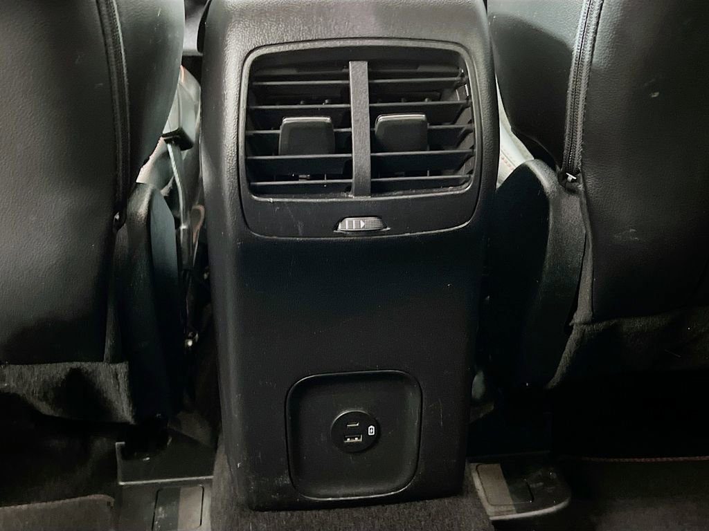 Used 2022 Ford Escape SEL w/ SEL Stealth AWD Package image 31