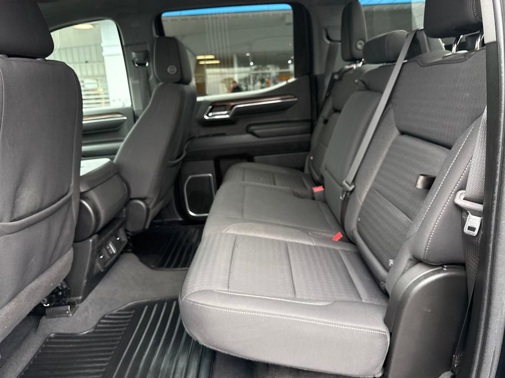 Used 2023 Chevrolet Silverado 1500 LT image 29