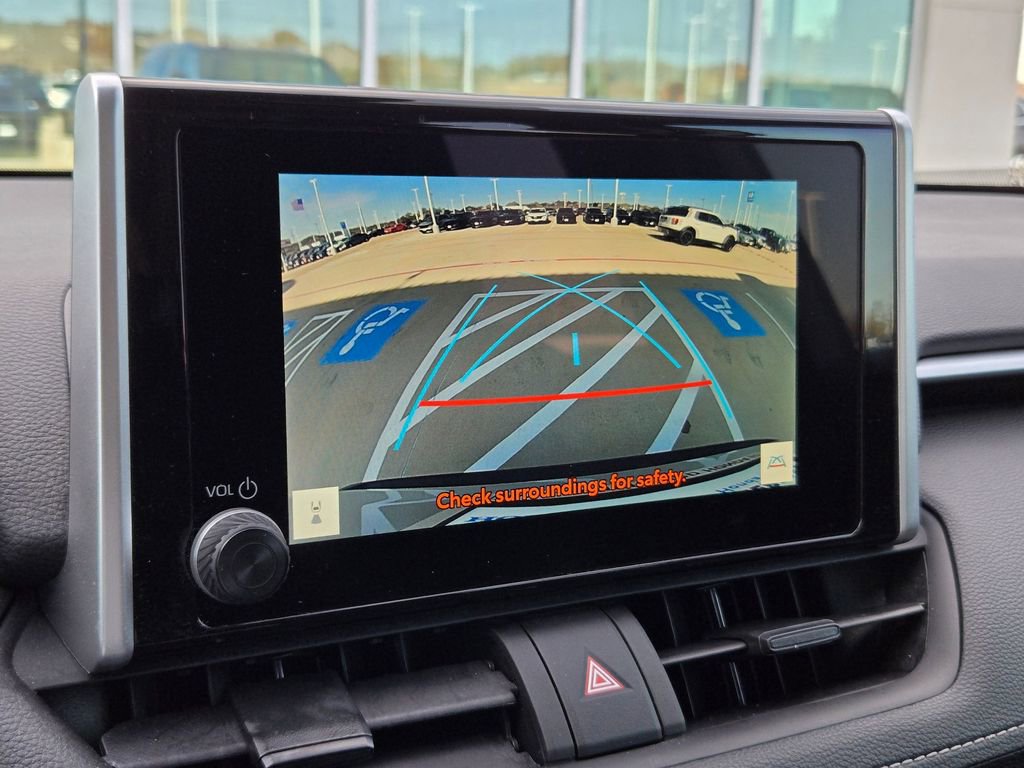 Used 2024 Toyota RAV4 XLE w/ Convenience Package image 32