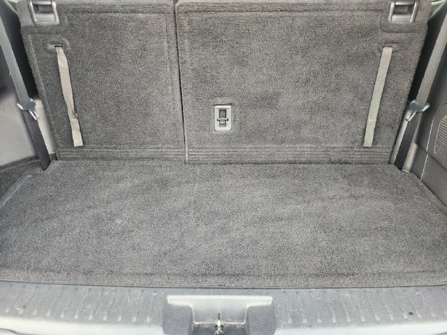 Used 2023 Toyota Highlander LE FWD image 28