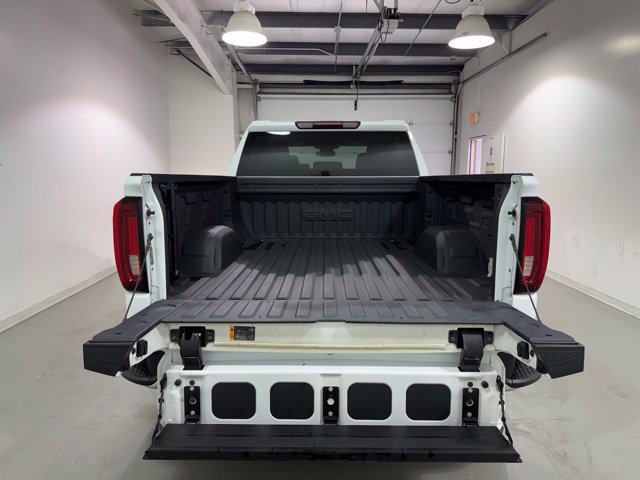 Certified 2022 GMC Sierra 1500 SLT w/ SLT Convenience Package AWD/4WD image 8