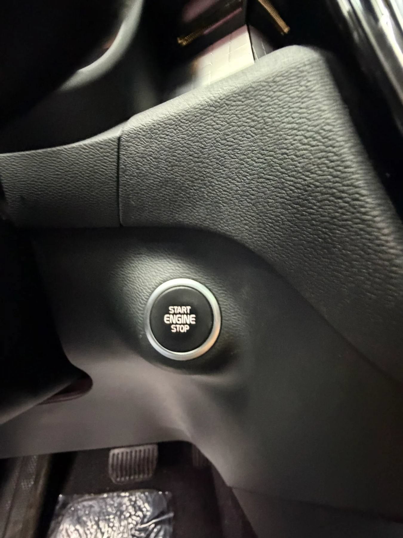 Used 2019 Volvo XC40 T5 Momentum AWD/4WD image 26