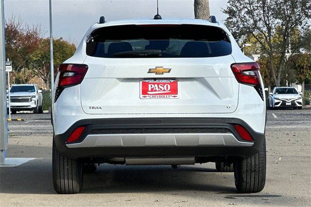 New 2026 Chevrolet Trax LT w/ Driver Confidence Package image 6
