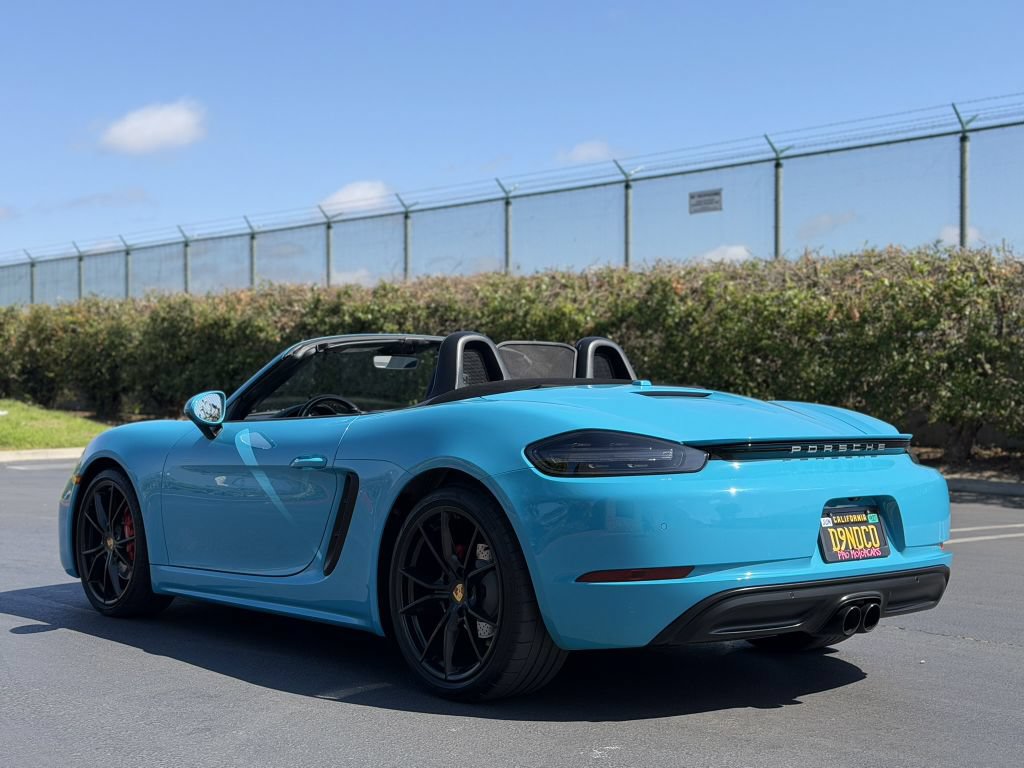 Used 2017 Porsche 718 Boxster S RWD image 4