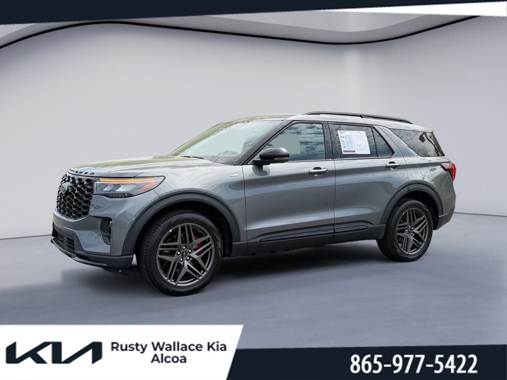 Used 2025 Ford Explorer ST-Line w/ ST-Line Street Pack AWD/4WD image 1