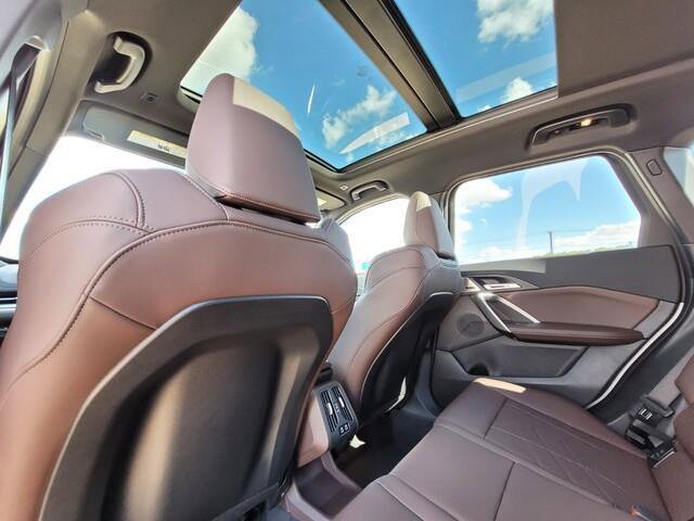 Certified 2025 BMW X1 M35i w/ Premium Package AWD/4WD image 28