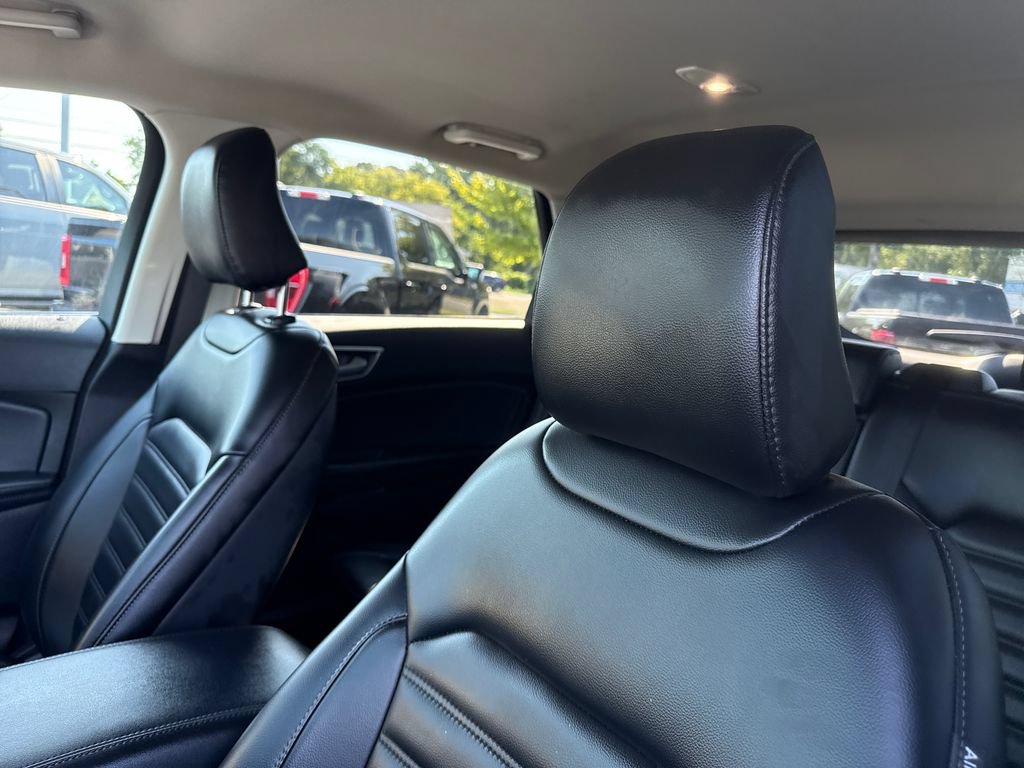 Used 2024 Ford Edge SEL w/ Convenience Package AWD/4WD image 25