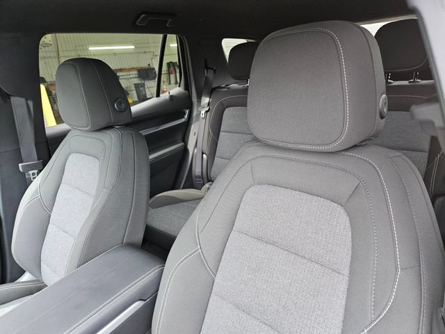 New 2026 GMC Terrain Elevation w/ Technology Package II AWD/4WD image 17