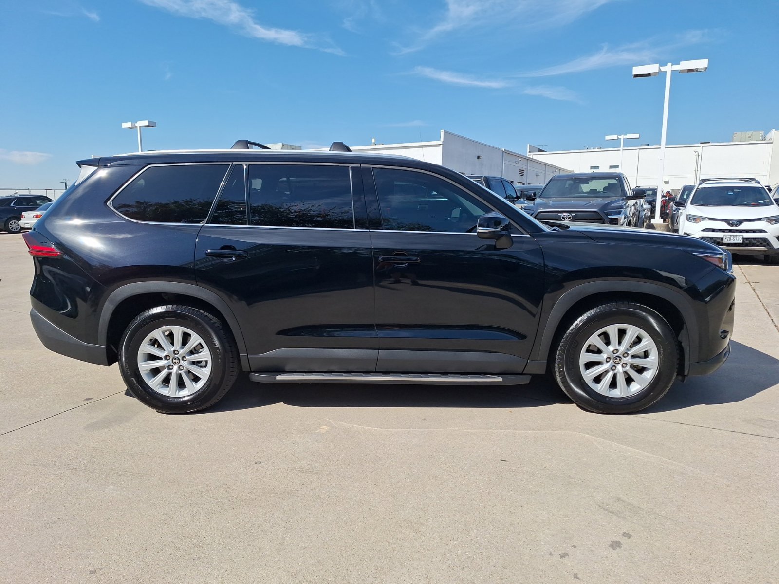 Used 2026 Toyota Grand Highlander AWD image 7