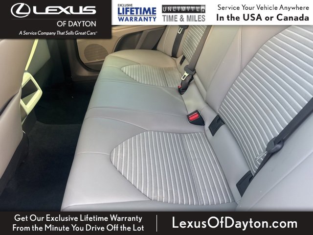 Used 2022 Toyota Camry SE image 29