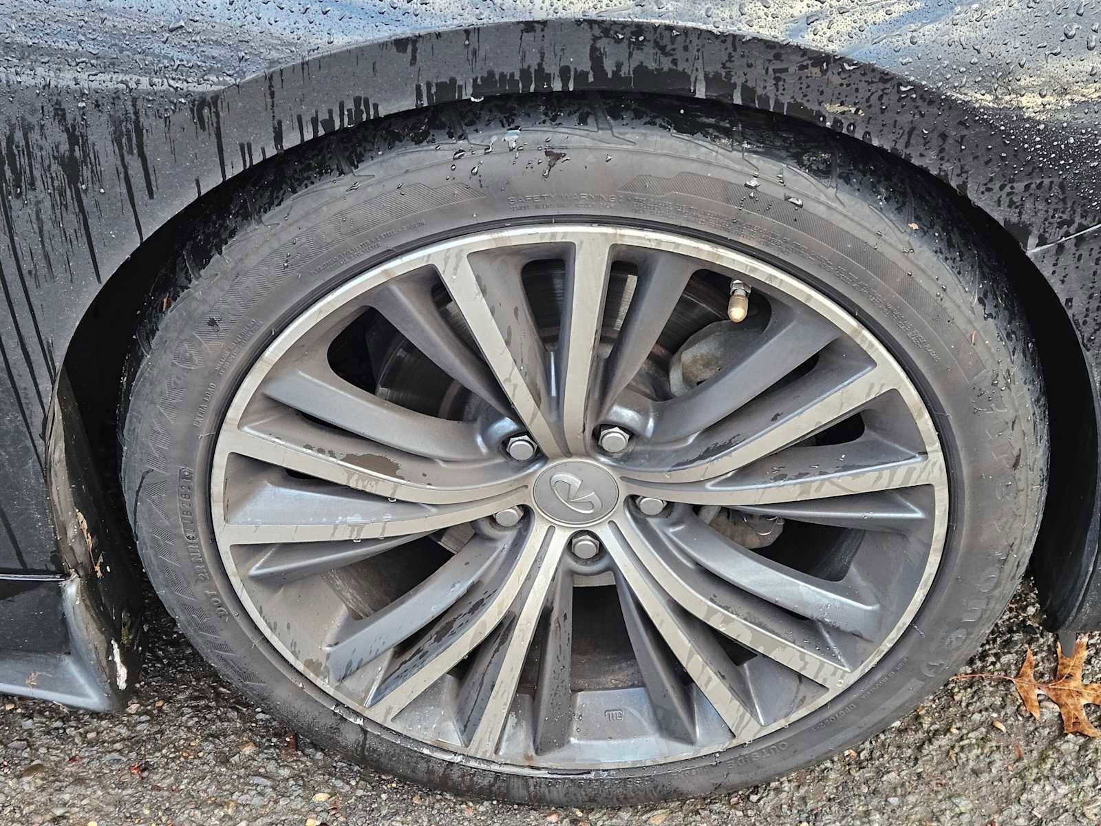 Used 2017 INFINITI Q60 w/ Premium Plus Package 3.0T image 9