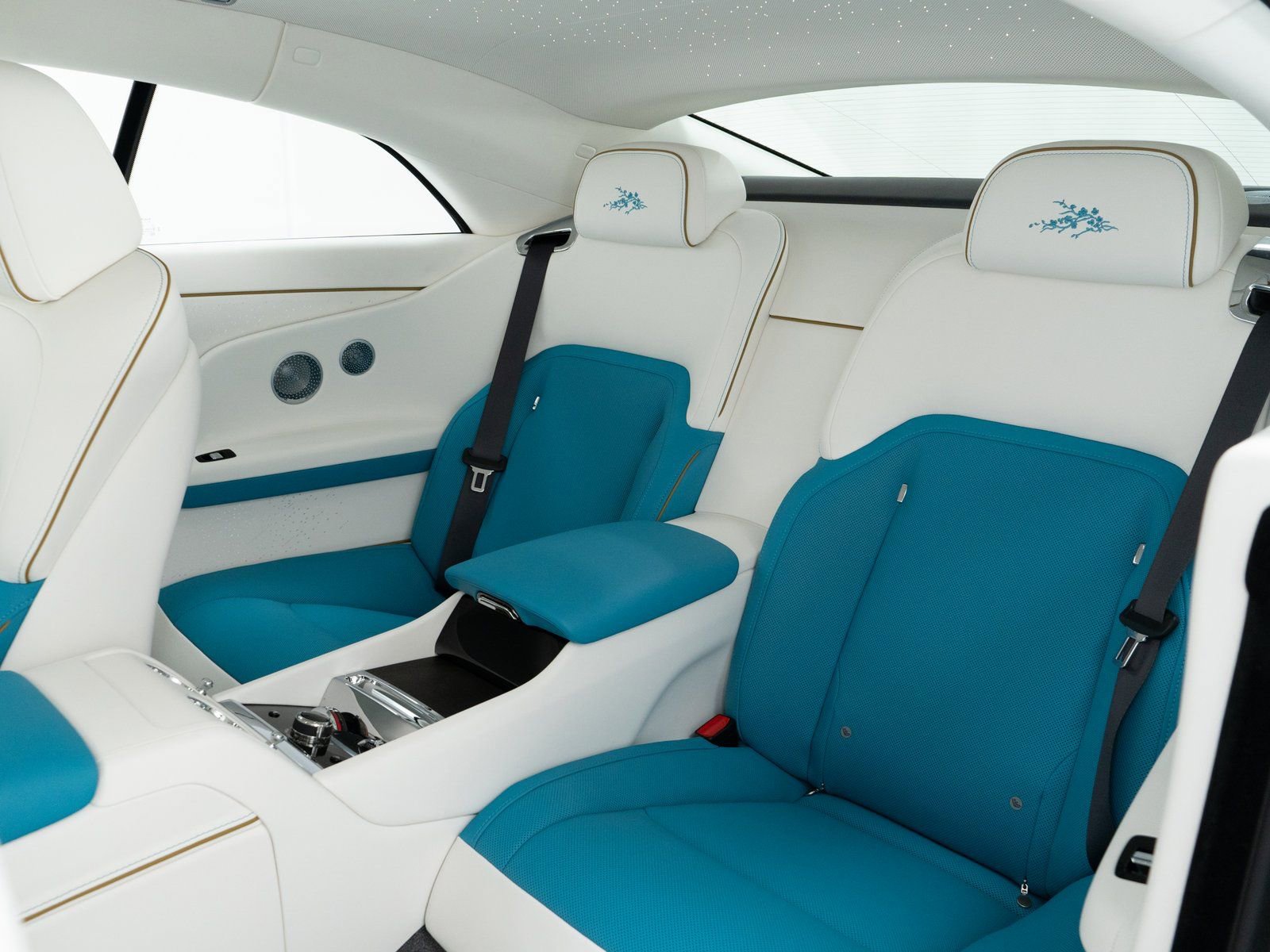 New 2026 Rolls-Royce Spectre Inspired By Primavera image 22