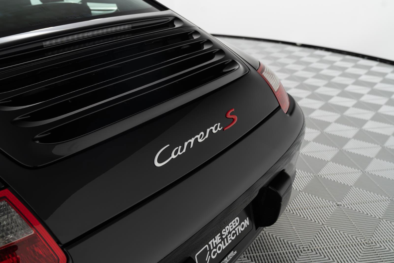 Used 2005 Porsche 911 Carrera S RWD image 22