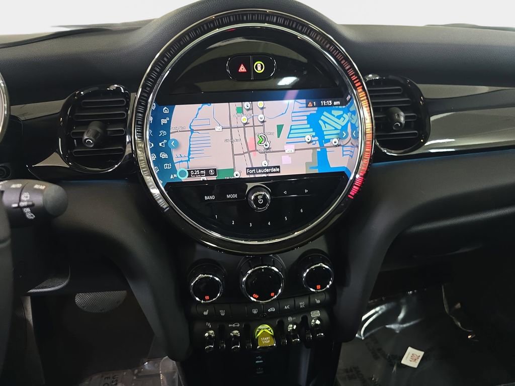 Used 2024 MINI Cooper SE image 23