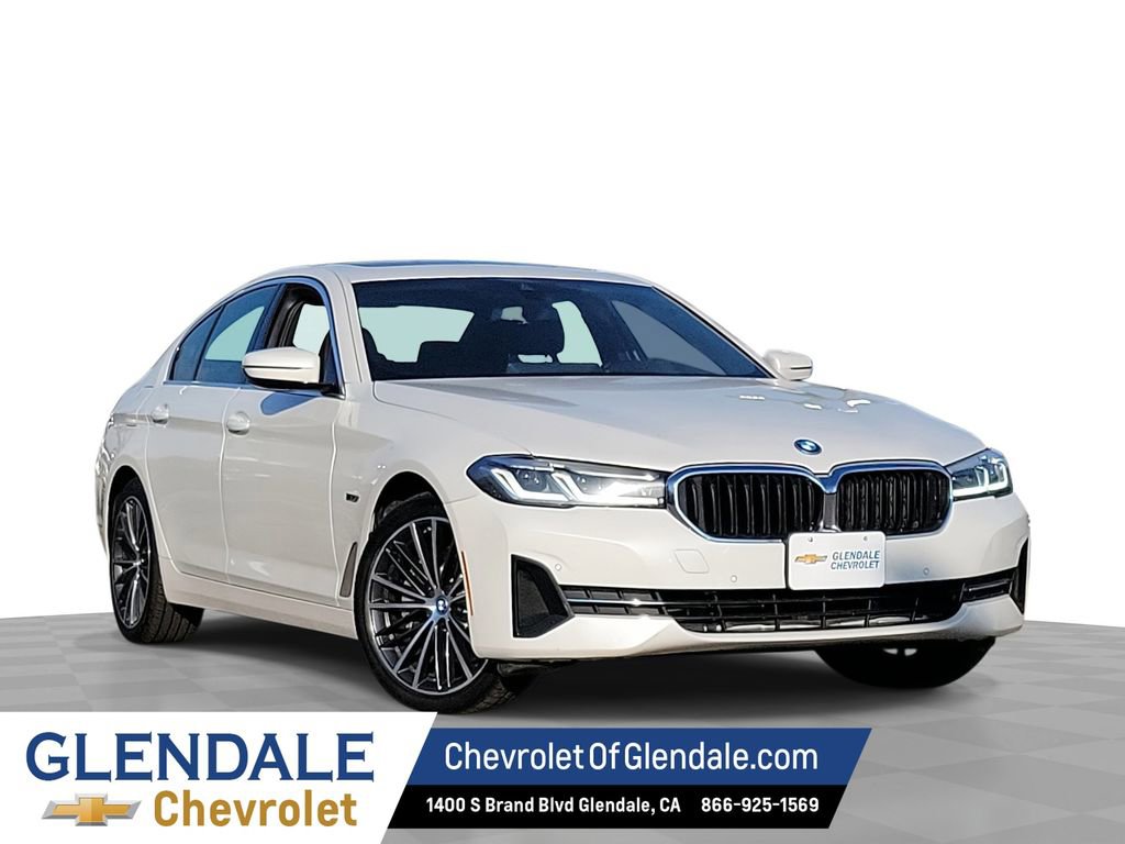 Used 2023 BMW 530e RWD image 1